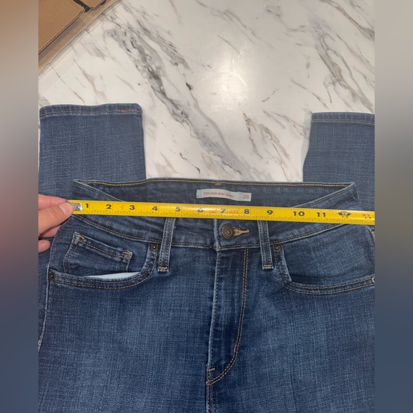 LEVI’S 721 HIGH RISE SKINNY  jeans women’s size 28 - Picture 2 of 13